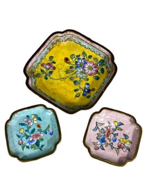 Vintage Set of 3 Chinese Enamel Ashtrays