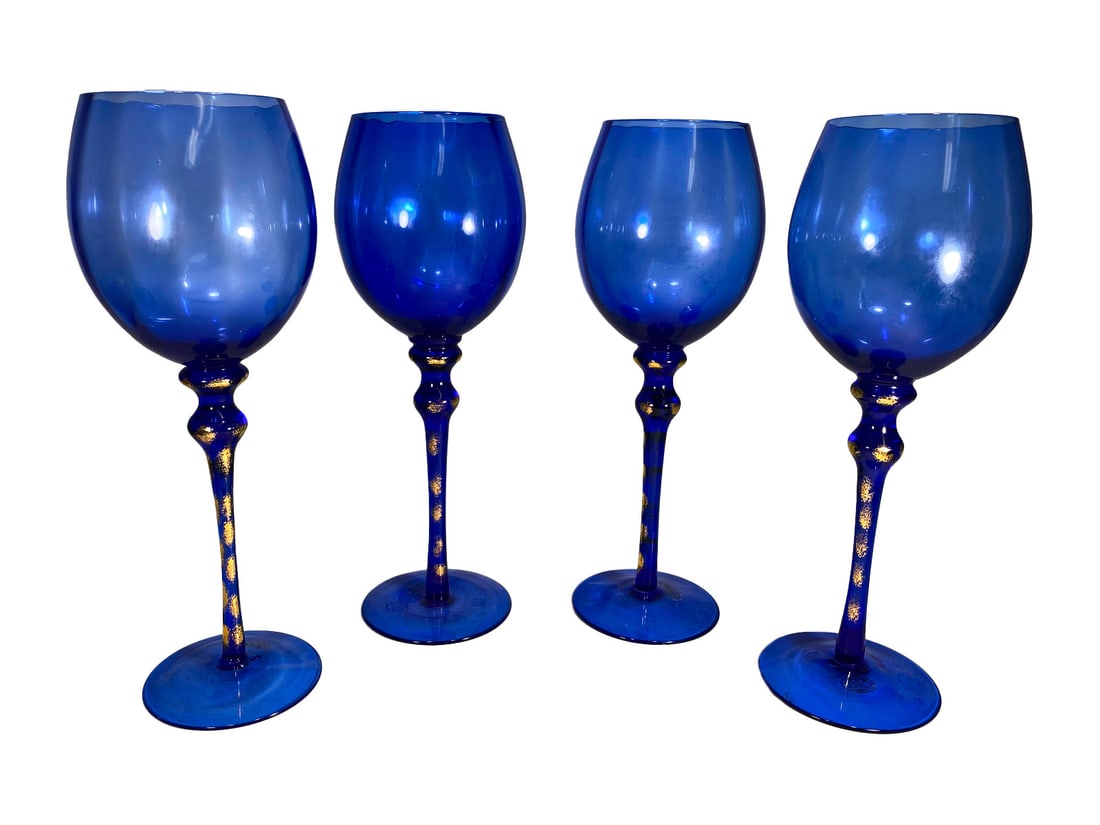 Set of 4 Bombay Sapphire Wine Glasses: Set of 4 Bombay Sapphire Wine Glasses. 11 3/8 x 5 3/4 in.Local Pick up call one day before to make an appointment. TO SHIP THIS ITEM IN USA OR INTERNATIONAL, PLEASE CONTACT THE SHIPPERS : 1) UPS store