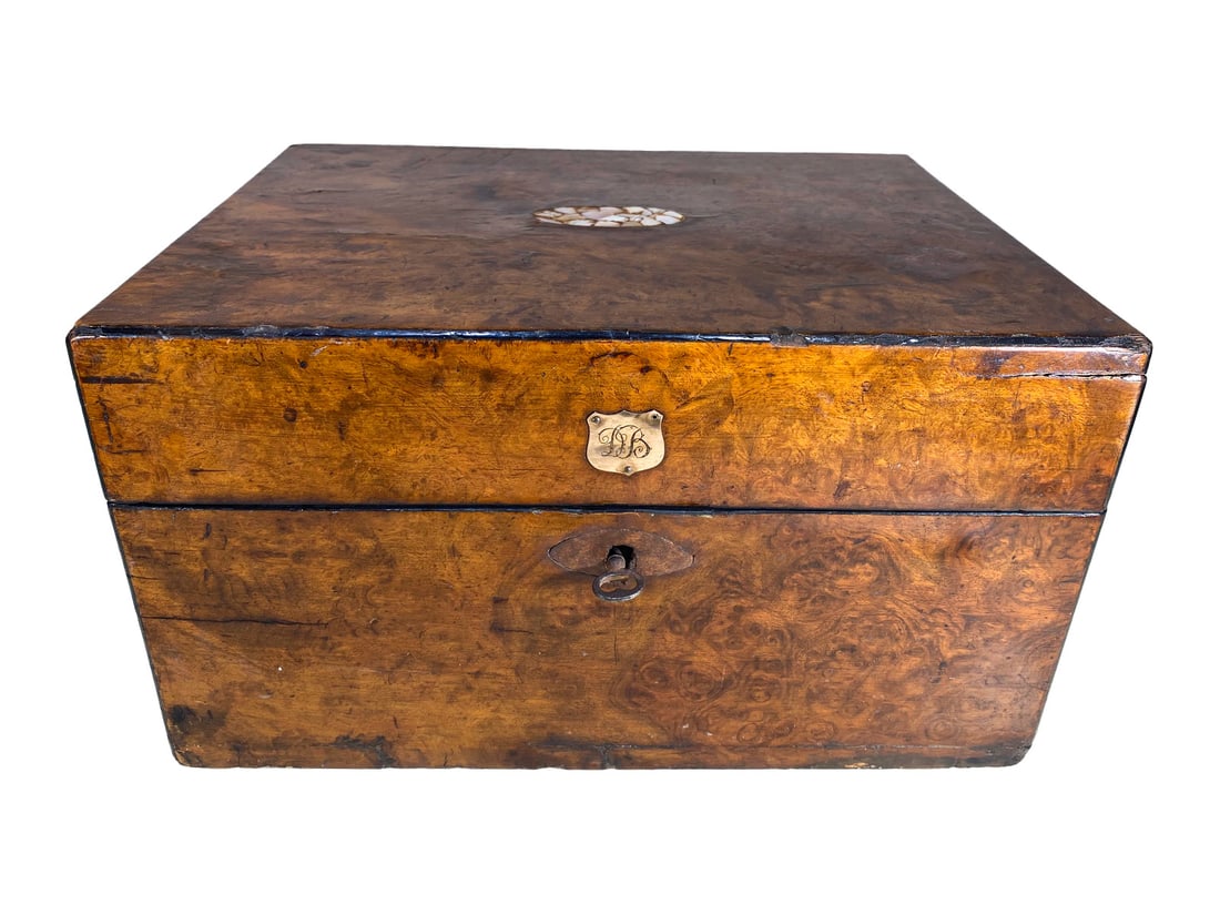 Antique English Root Wood & MOP Desk Box: Antique English Root Wood & MOP Desk Box. 6 1/2 x 11 7/8 x 9 in.Local Pick up call one day before to make an appointment. TO SHIP THIS ITEM IN USA OR INTERNATIONAL, PLEASE CONTACT THE SHIPPERS : 1) UP