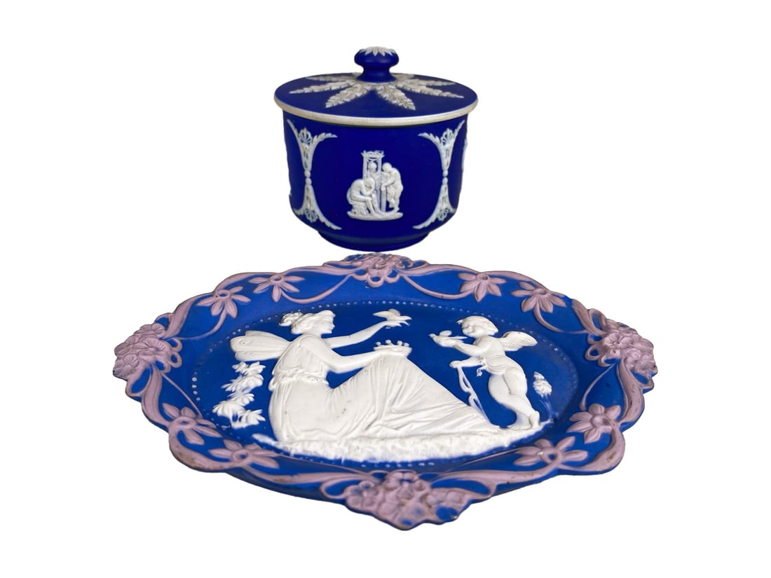 2 Wedgwood, England Jasperware Porcelain pcs (1 of 8)