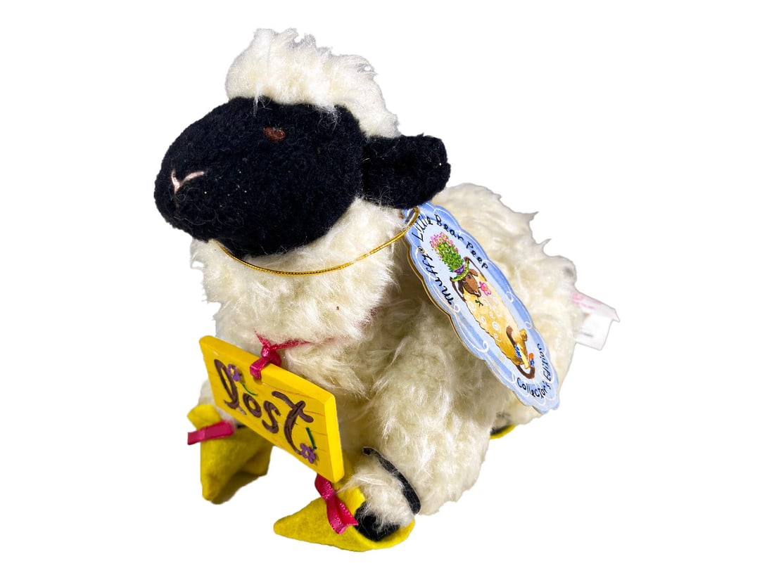 Muffy Little Bear Peep Lost & Found Sheep Doll: Muffy Little Bear Peep Lost & Found Sheep Doll. 5 1/4 x 6 x 3 3/4 inLocal Pick up call one day before to make an appointment. TO SHIP THIS ITEM IN USA OR INTERNATIONAL, PLEASE CONTACT THE SHIPPERS : 1