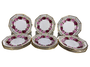 12 Schumann Arzberg, Germany Porcelain Plates