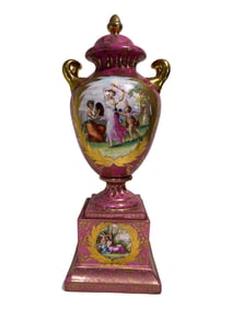 Victoria Carlsbad, Austria Porcelain Urn