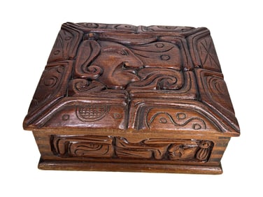 Aztec Clay Moistener Co, NY Wooden Tobaco Box