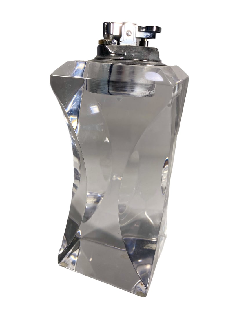 Vintage Japanese Lucite Lighter (1 of 6)