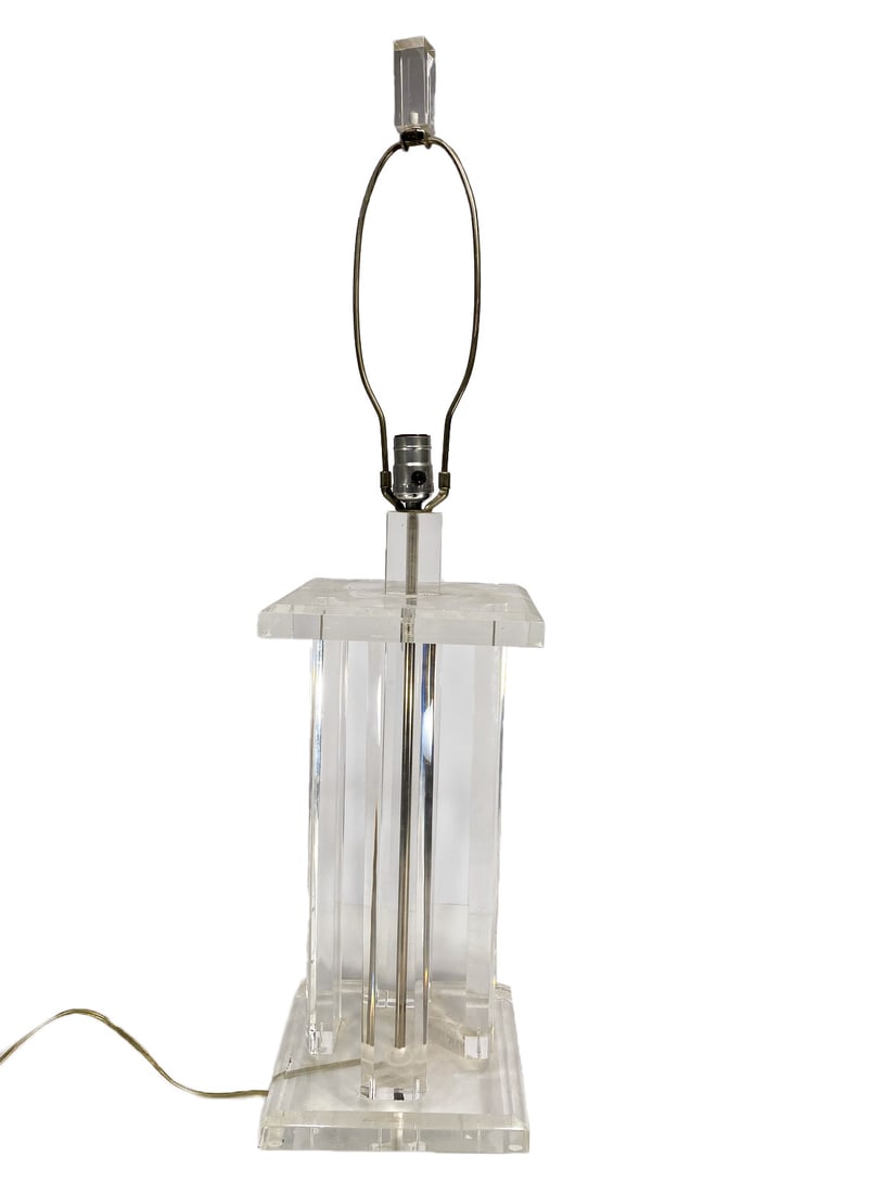Mid Century Lucite Acrilyc Table Lamp: Mid Century Lucite Acrilyc Table Lamp. 34 3/4 x 8 3/8 x 8 3/8 in total. 22 1/4 in tall to the socket.Local Pick up call one day before to make an appointment. TO SHIP THIS ITEM IN USA OR INTERNATIONAL