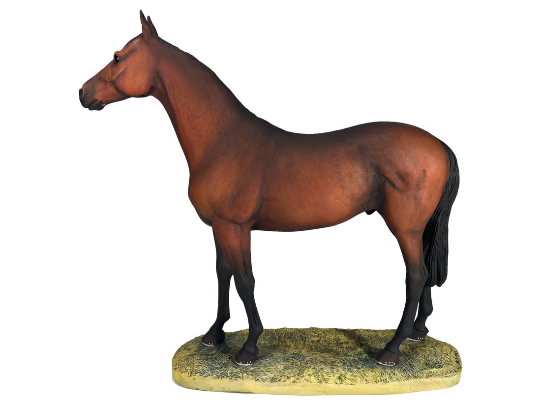 Schmid, Scotland by D. Geenty 1983 Horse Fig: Schmid, Scotland by D. Geenty 1983 Horse Composition Fig, Limited Edition 267/750. 8 5/8 x 9 1/4 x 2 1/2 in.Good condition. Local Pick up call one day before to make an appointment. TO SHIP THIS ITEM 