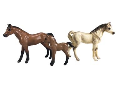 Set of 3 Horses & Foal Porcelain Fig