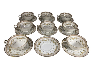 Noritake, Japan Shelburne 17 Pcs Set