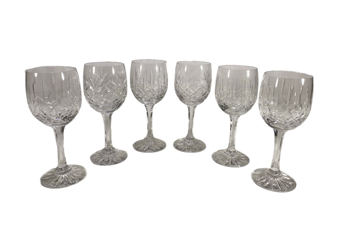 6 Waterford Style Crystal Wine Glasses: 6 Waterford Style Crystal Wine Glasses. 6 5/8 x 2 1/2 in.Good condition. Local Pick up call one day before to make an appointment. TO SHIP THIS ITEM IN USA OR INTERNATIONAL, PLEASE CONTACT THE SHIPPER