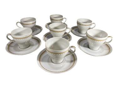 Vintage Hutschenreuther 7 Cups Set