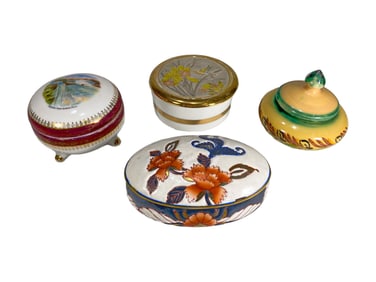 4 Japanese & Chinese Miniature Porcelain Boxes