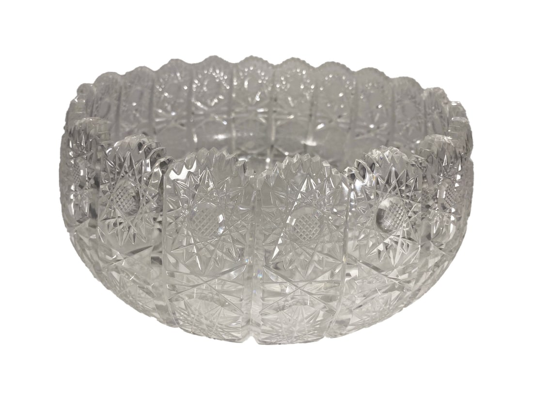 Bohemian Czech Clear Crystal Bowl: Bohemian Czech Clear Crystal Bowl. 4 1/4 x 5 1/2 in.Good condition. Local Pick up call one day before to make an appointment. TO SHIP THIS ITEM IN USA OR INTERNATIONAL, PLEASE CONTACT THE SHIPPERS : 1
