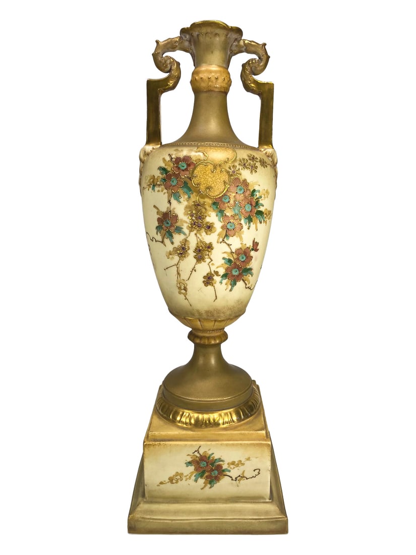 Old Vienna, Austria Porcelain Urn: Old Vienna, Austria Porcelain Urn. 20 1/2 x 6 3/4 x 6 7/8 in.One hairline on the bottom. Local Pick up call one day before to make an appointment. TO SHIP THIS ITEM IN USA OR INTERNATIONAL, PLEASE CON