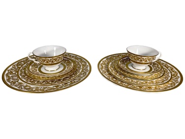 Caverswall English to Royal Buckingham Set