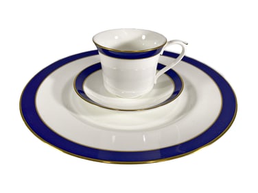 Caverswall English to Royal Buckingham Set