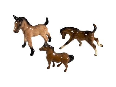 Vintage Set of 3 Foal Porcelain Fig