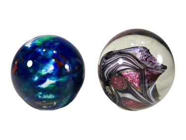 Robert EICKHOLT & Other Glass Paiperweights