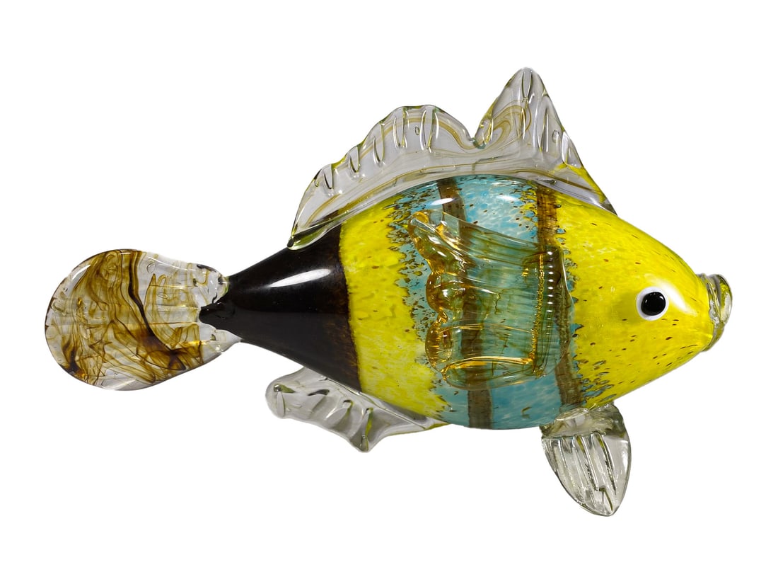 Murano Art Glass Hand Blown Fish Fig: Murano Art Glass Hand Blown Fish Fig. 7 1/8 x 10 5/8 x 3 3/4 in. Weight: 2.88 pounds.Good condition. Local Pick up call one day before to make an appointment. TO SHIP THIS ITEM IN USA OR INTERNATIONAL