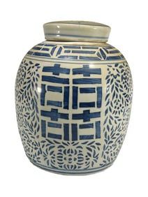 Vintage Chinese Blue & White Porcelain Jar