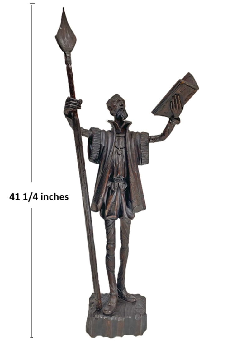 Vintage Don Quixote Carved Wood Sculpture: Vintage Don Quixote Carved Wood Sculpture. 41 1/4 x 16 3/4 x 12 1/8 in. Weight: 9.2 pounds.Good condition. Local Pick up call one day before to make an appointment. TO SHIP THIS ITEM IN USA OR INTERNA