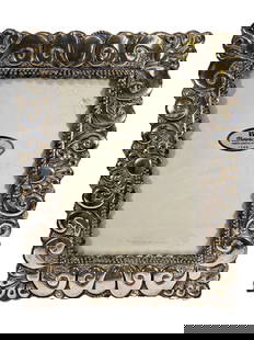 Plateria Pereda, Peru 950 Silver Picture Frame: Plateria Pereda, Peru 950 Silver Picture Frame. 9 1/2 x 7 1/2 in. Pic size: 6 1/2 x 4 5/8 in.Good condition. Local Pick up call one day before to make an appointment. TO SHIP THIS ITEM IN USA OR INTER
