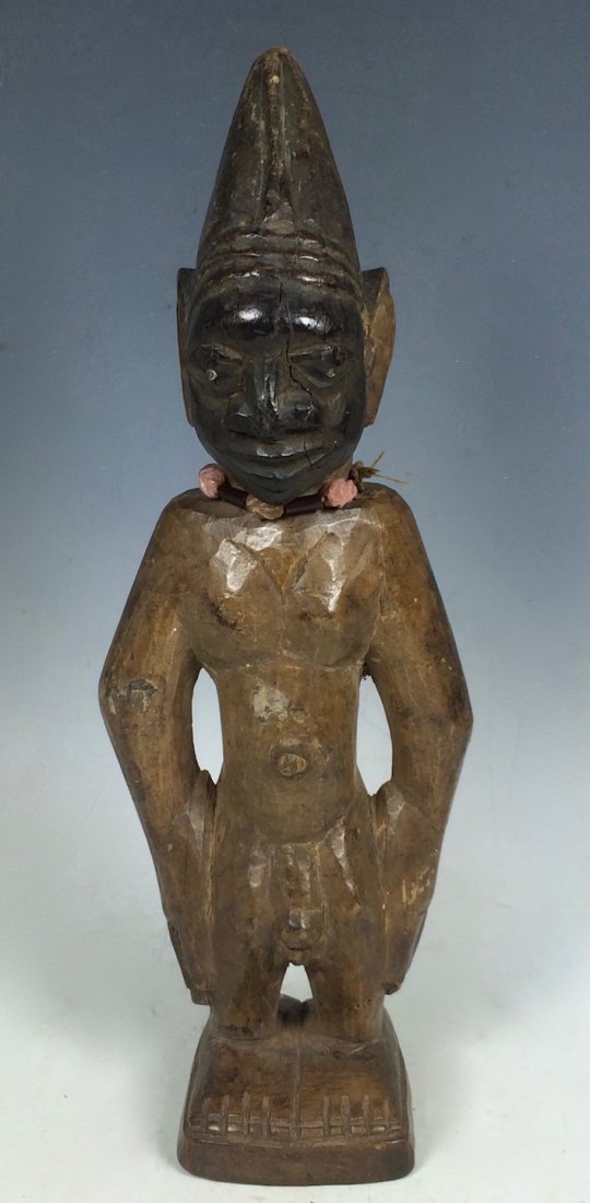 Yuroba Statue (1 of 5)