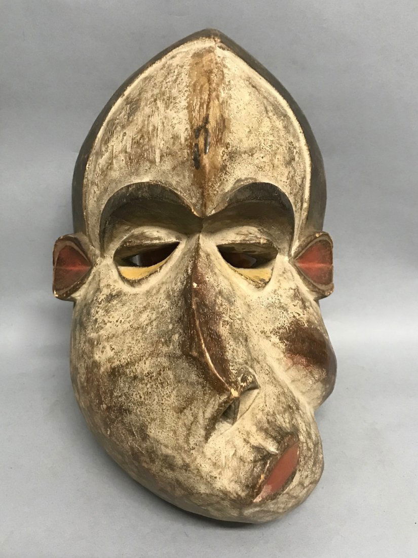 Pende Mask (1 of 6)