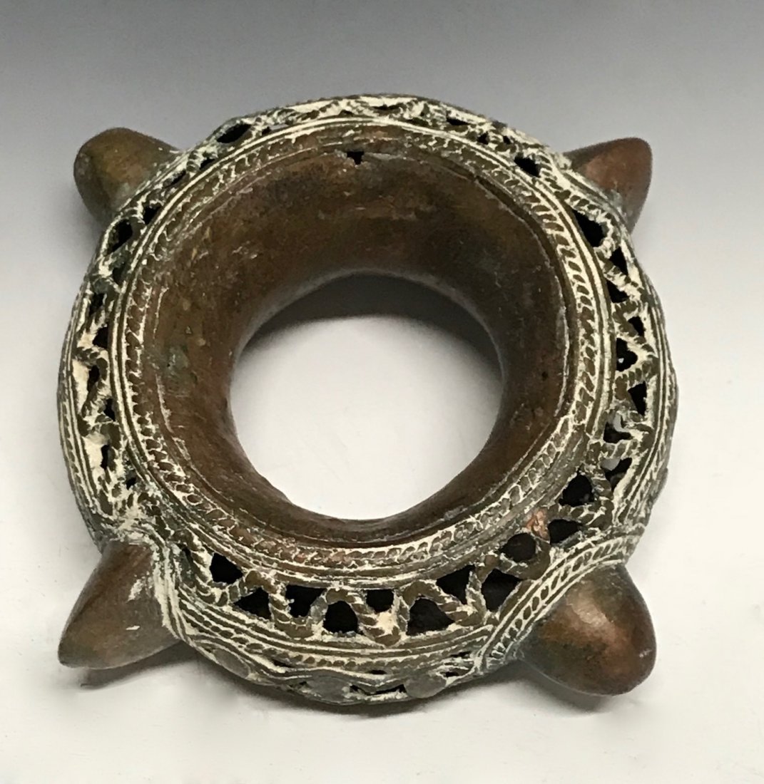 Nigerian Currency Bracelet (1 of 6)