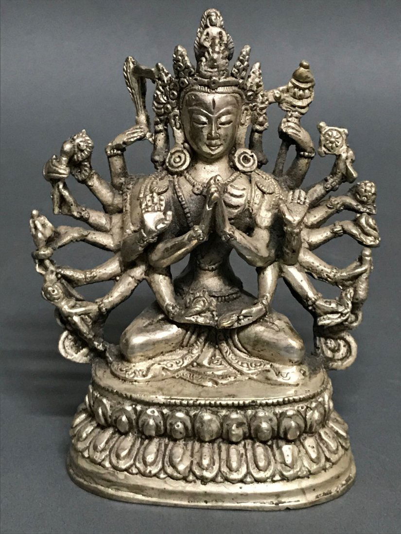 Chinese Bronze Silver Gilt Buddha (1 of 6)