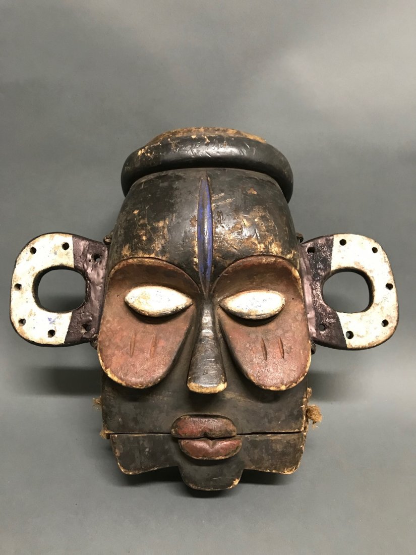 Boa Mask: African Art Boa Mask is from DR Congo. The dimension is 13.5 inches high x 15 inches wide. The shipping cost for domestic is $45.00 flat rate shipping within the Continental US, the International fore