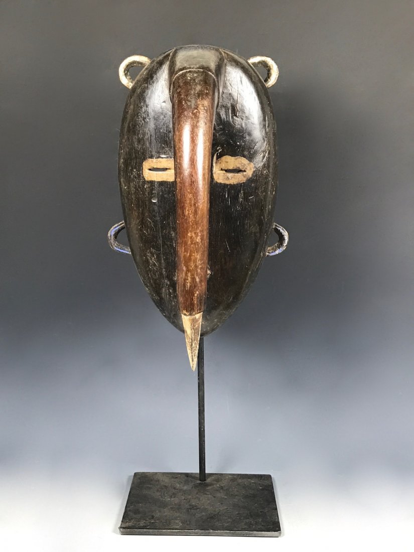 Kulango Mask with Base (1 of 9)