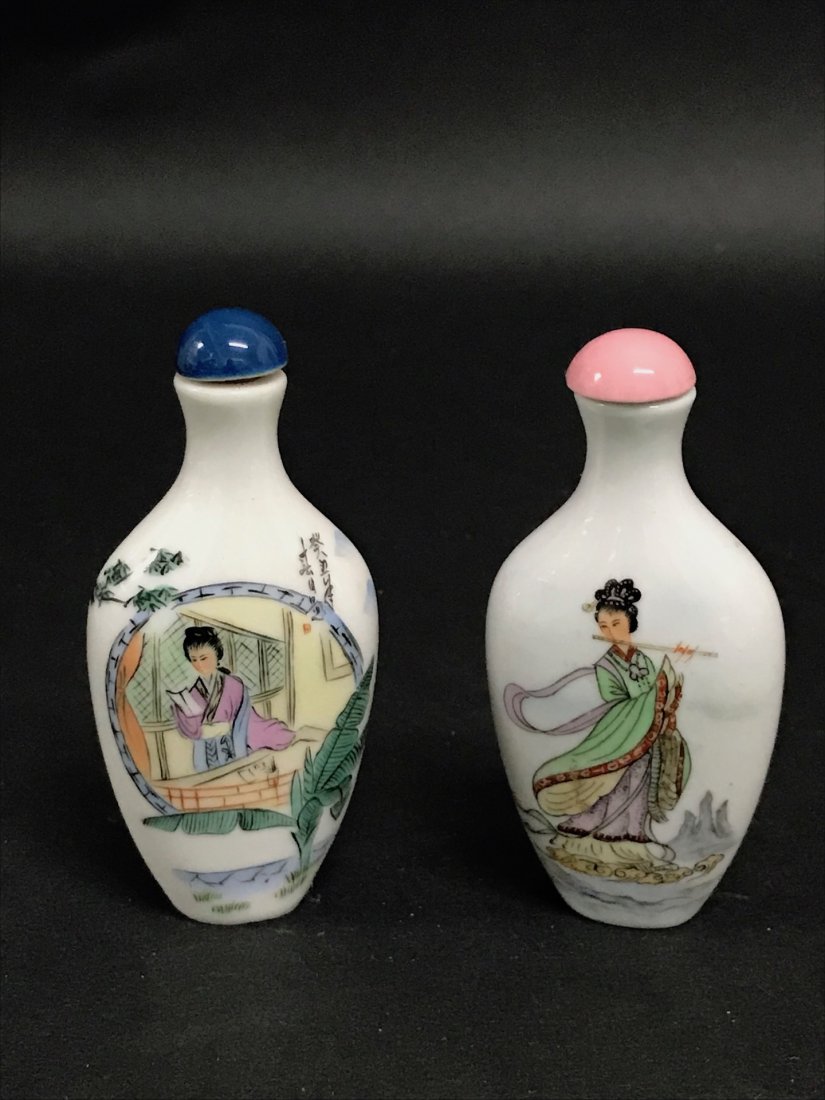 Porcelain Snuff Bottle 2 Pcs. (1 of 5)