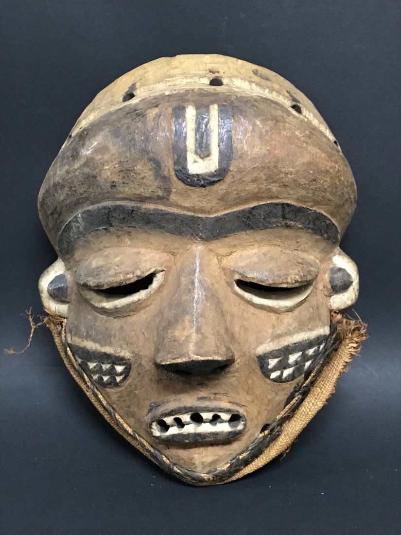 Pende Mask (1 of 5)