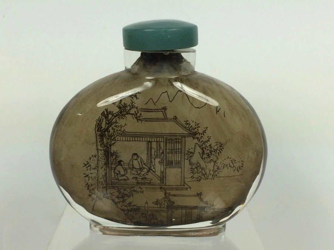 Large Reverse Painting Glass Snuff Bottle (1 of 4)