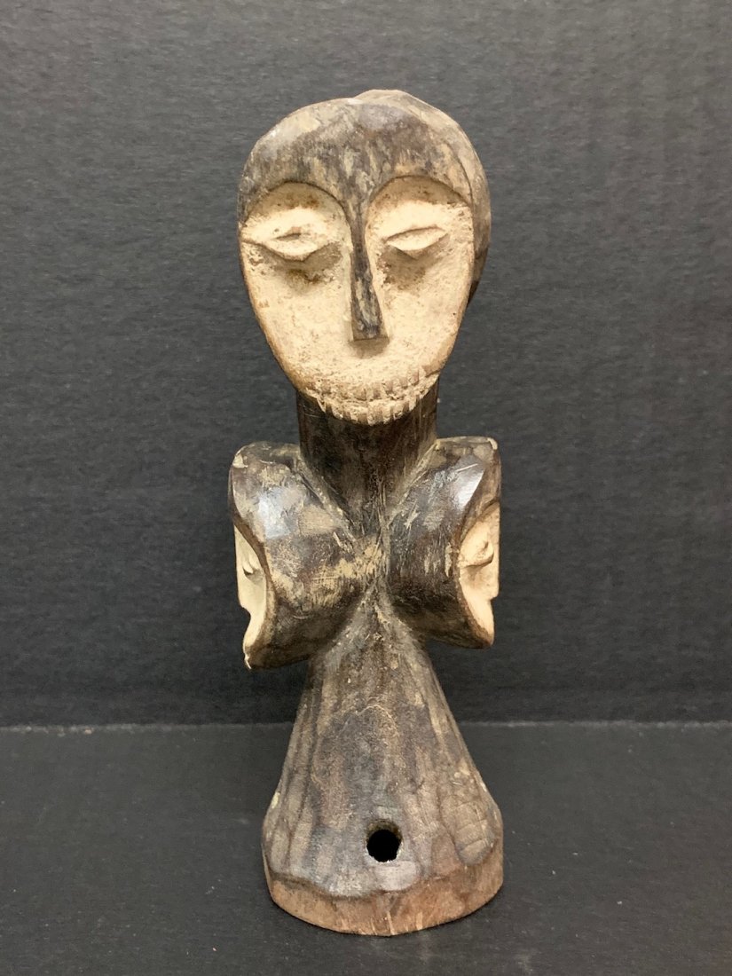 Multiple Head of Lega Statue (1 of 5)