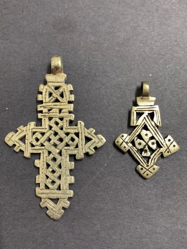 For Auction Ethiopian Cross Pendant 2 Pcs 0168 On Oct 14 2020 Ruby S In Ny - Gold Ethiopian Cross Pendant For Auction Ethiopian Cross Pendant 2 Pcs 0168 On Oct 14 2020 Ruby S In Ny - Gold Ethiopian Cross Pendant