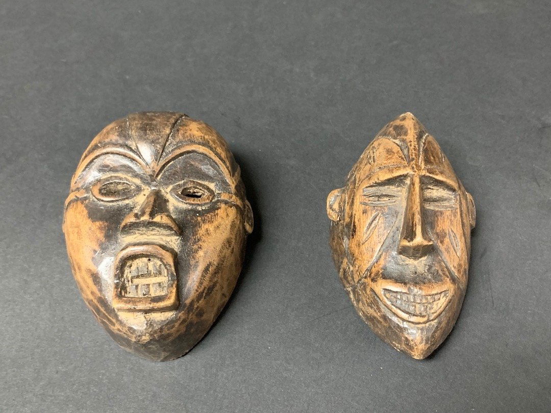 Passport Mask 2 pieces (1 of 6)