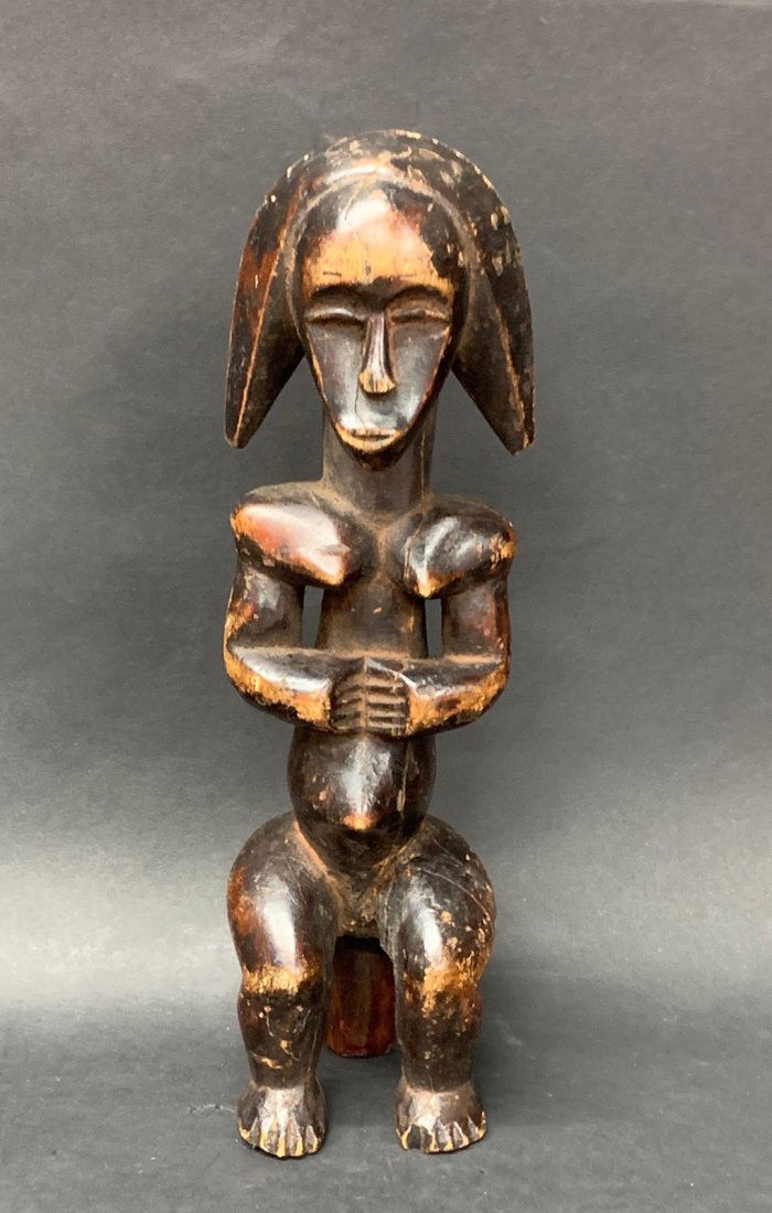 Fang Statue (1 of 5)