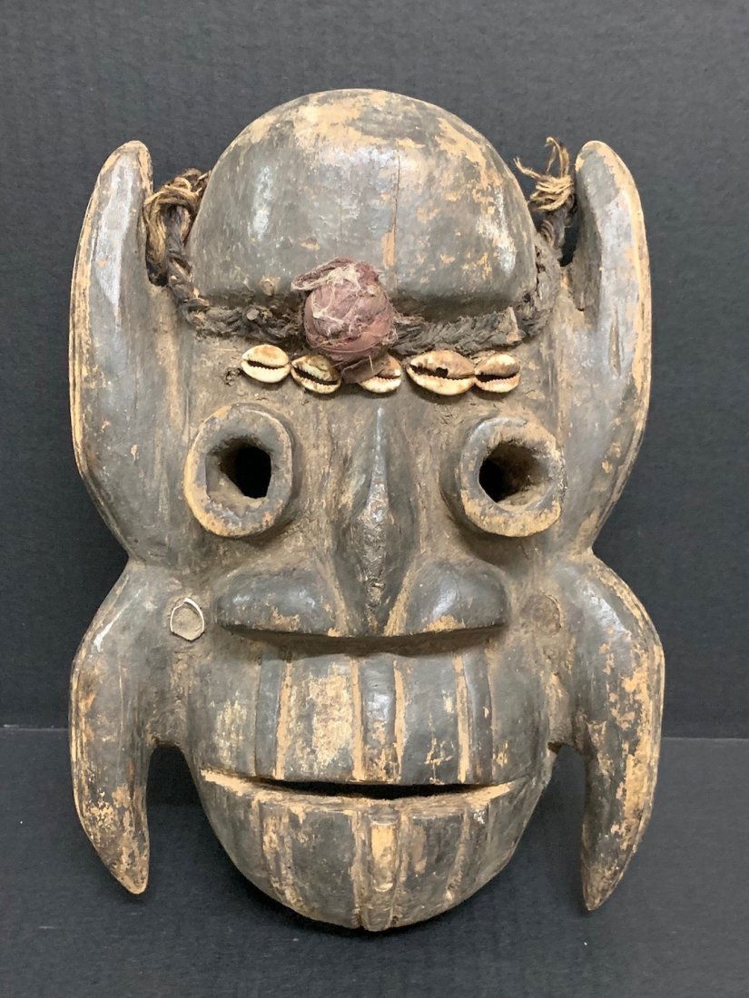 GuÃ¨re Mask (1 of 5)