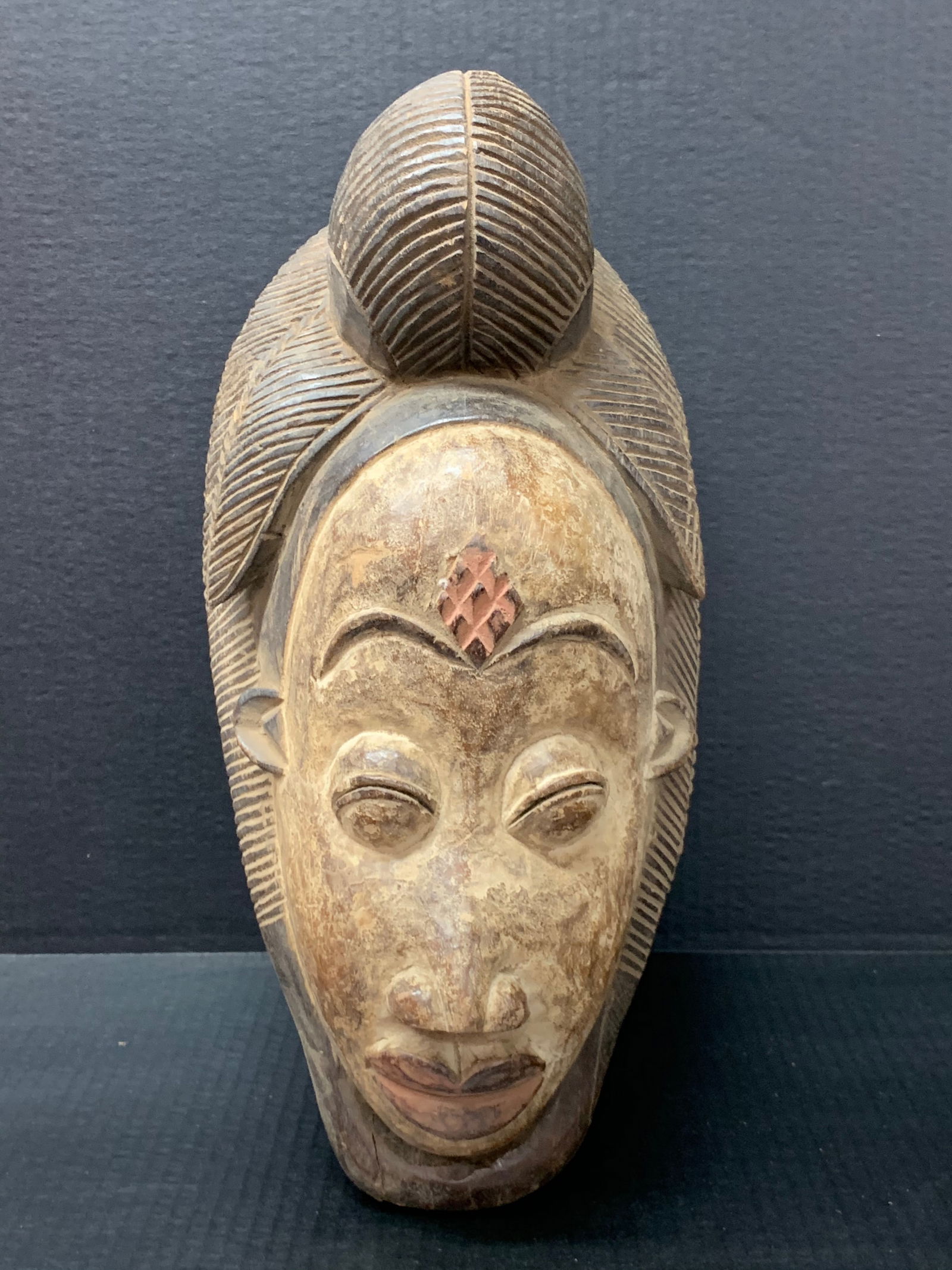 Large Punu Mask (1 of 6)