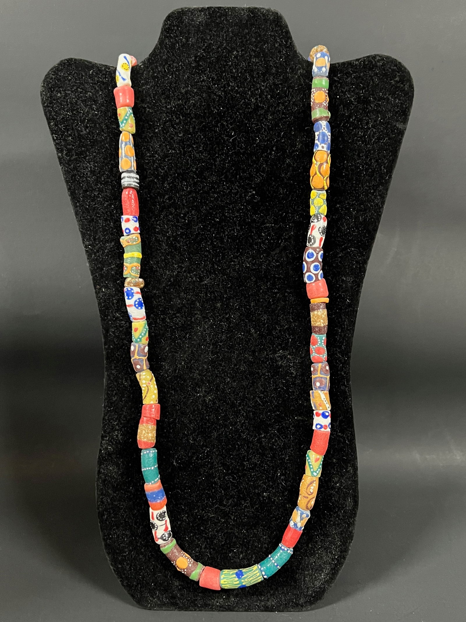 Batik Beads Necklace: African Tribal Art Batik Beads Necklace. The dimension is 40 rounds. Please be aware that some of the items are vintage, secondhand, old ages, antiques and may have a defects or sign of ages, However