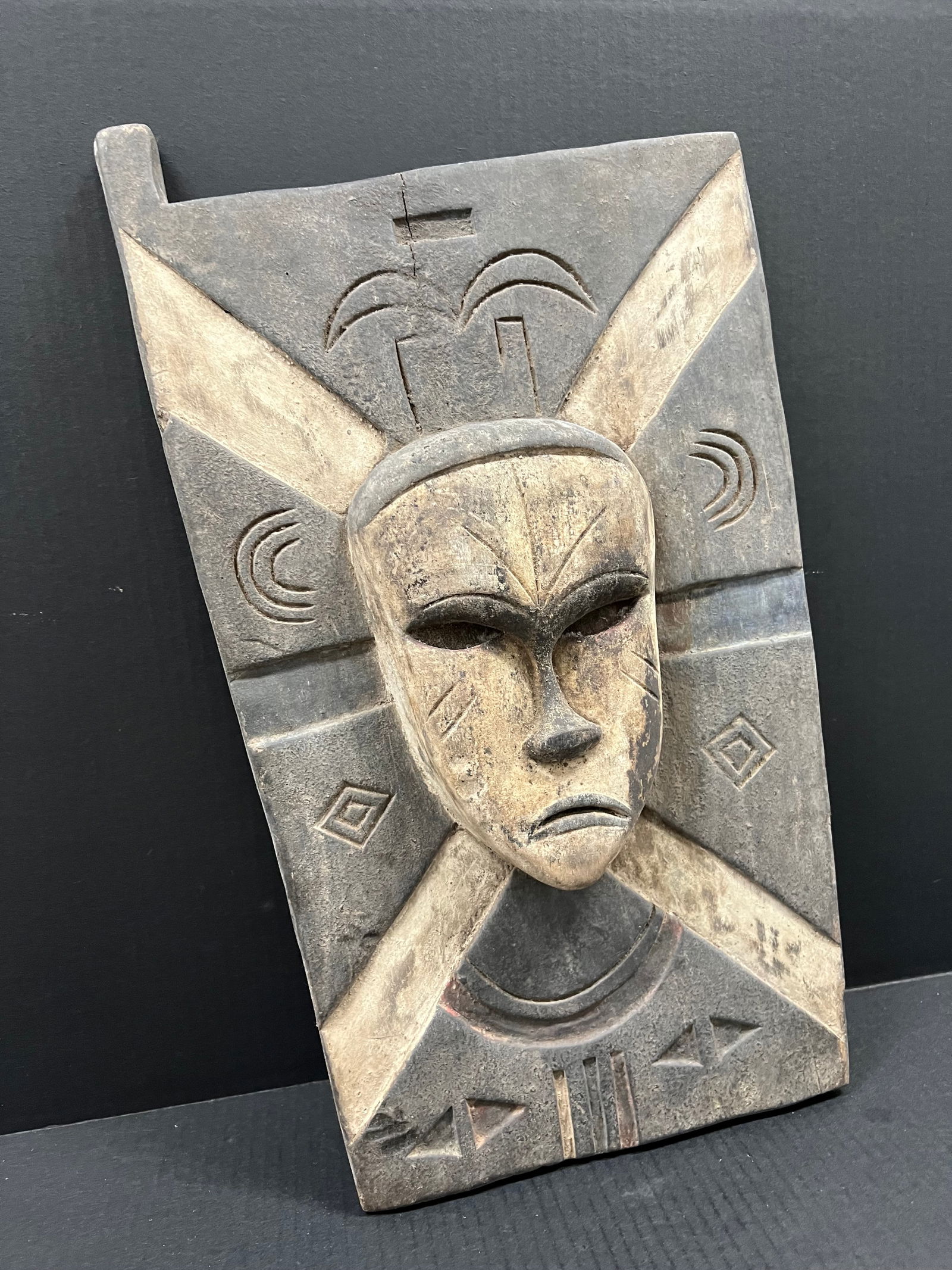 Fang Door/Window - 2