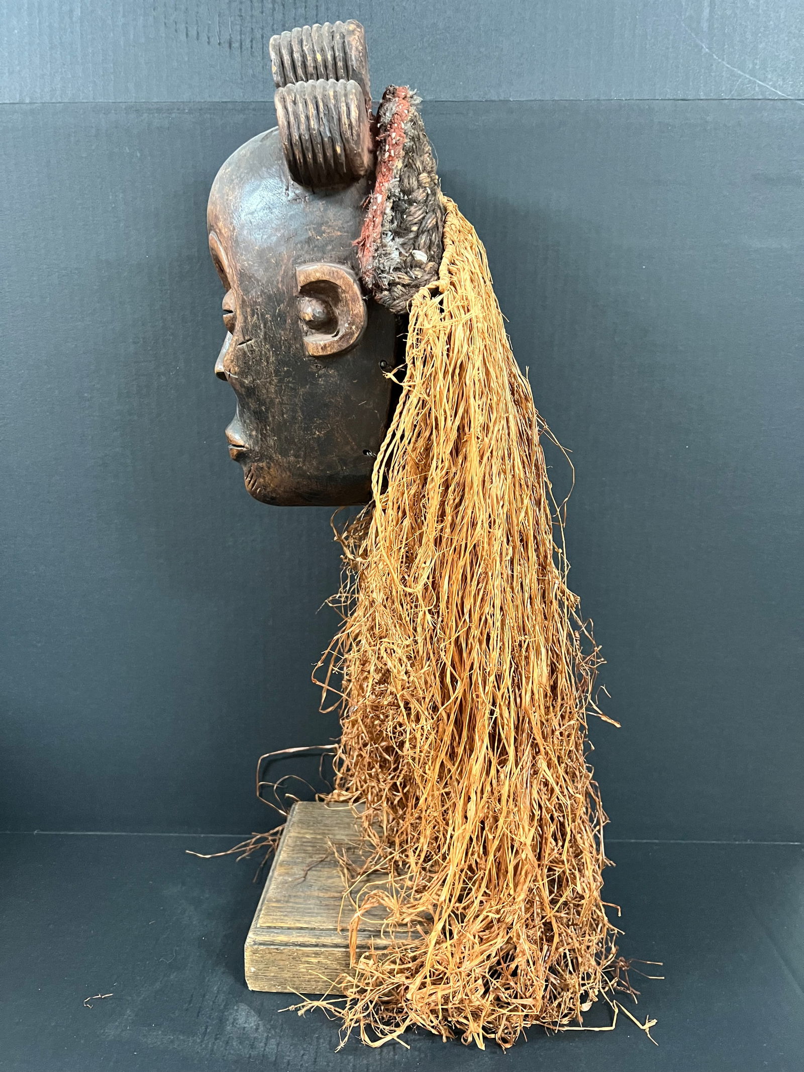 Chokwe Statue with Stand - 9