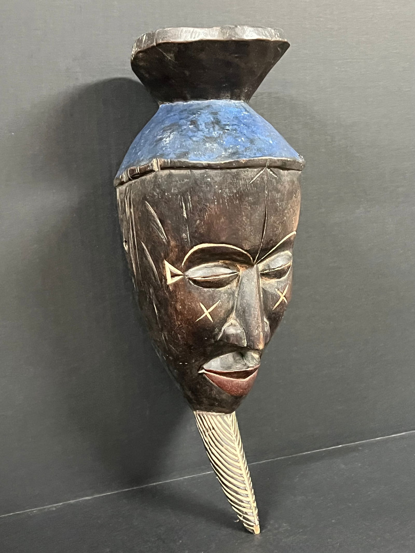 Bacongo Mask - 4