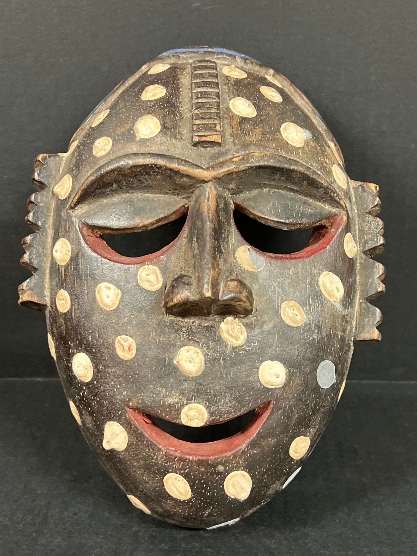 Bozo Leopard Mask: African Tribal Art Bozo Leopard Mask. The dimension is 10 inches high x 7.5 inches wide. Please be aware that some of the items are vintage, secondhand, old ages, antiques and may have a defects or