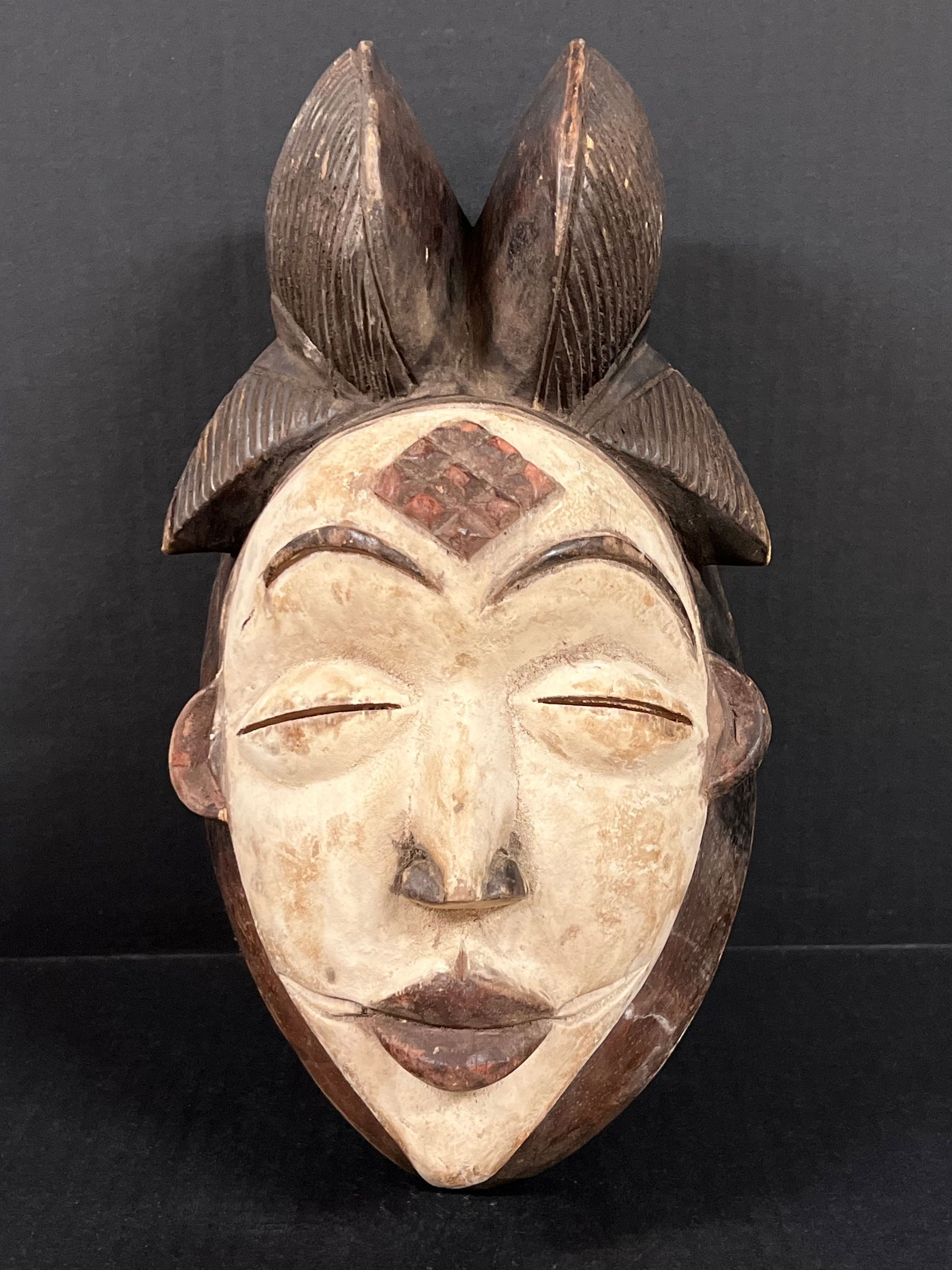Punu Mask (1 of 6)