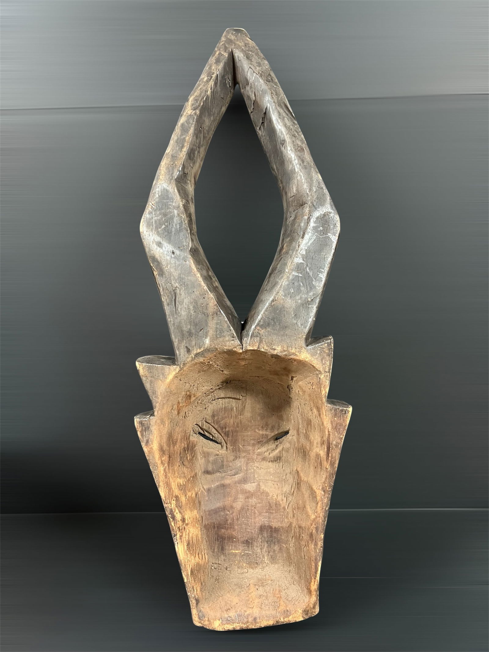 Large Kwele Mask - 8