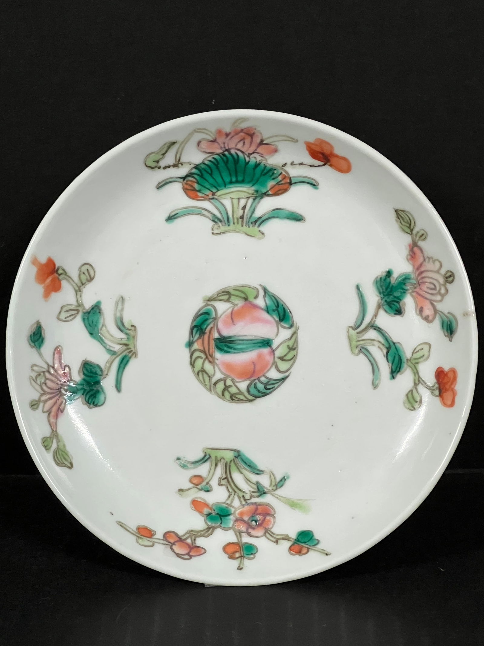 Porcelain Famille Rose Plate: Chinese Art Porcelain Famille Rose Plate. The dimension is 6 inches high x 6 inches wide. Please be aware that some of the items are vintage, secondhand, old ages, antiques and may have a defects or s