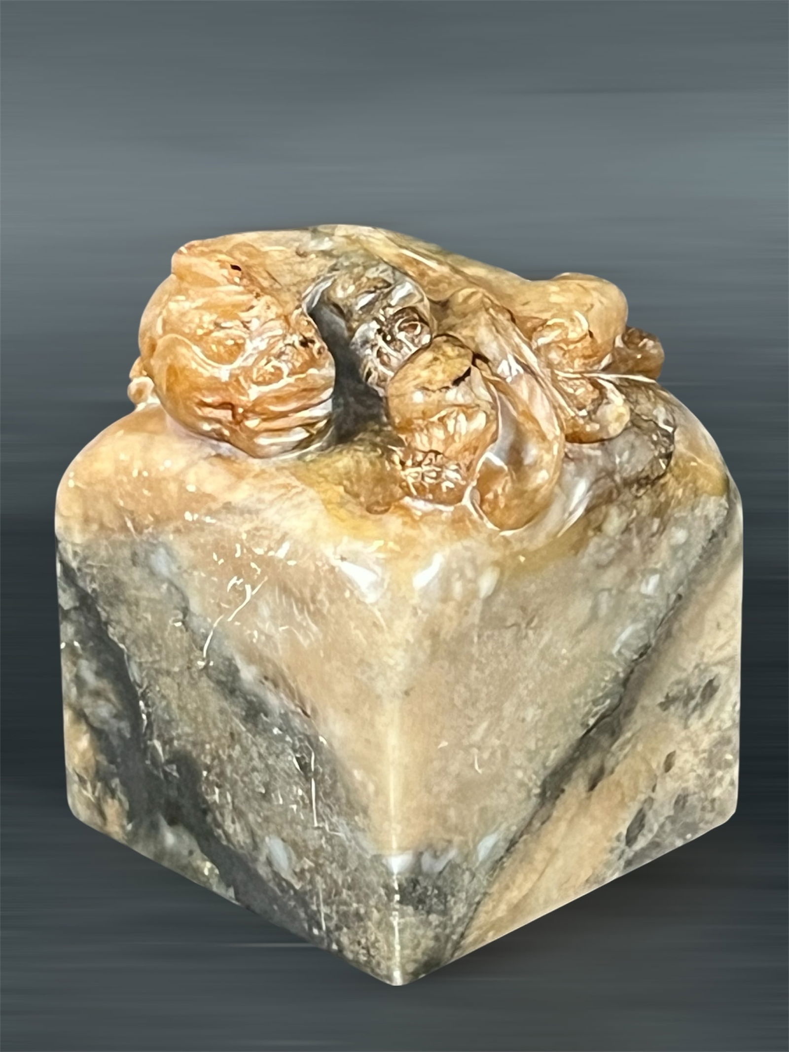 Soapstone Seal/Stamp: Chinese Art Soapstone Seal/Stamp. The dimension is 2.5 inches high x 2 inches wide. Please be aware that some of the items are vintage, secondhand, old ages, antiques and may have a defects or sign